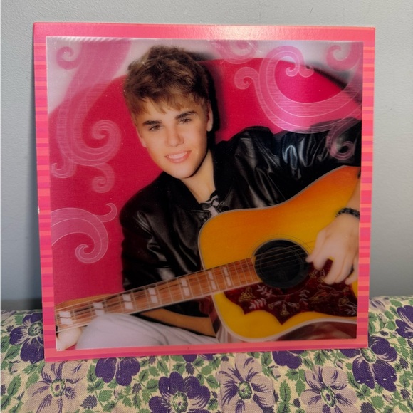 Justin Beiber 2011 Holographic birthday card - Picture 1 of 7